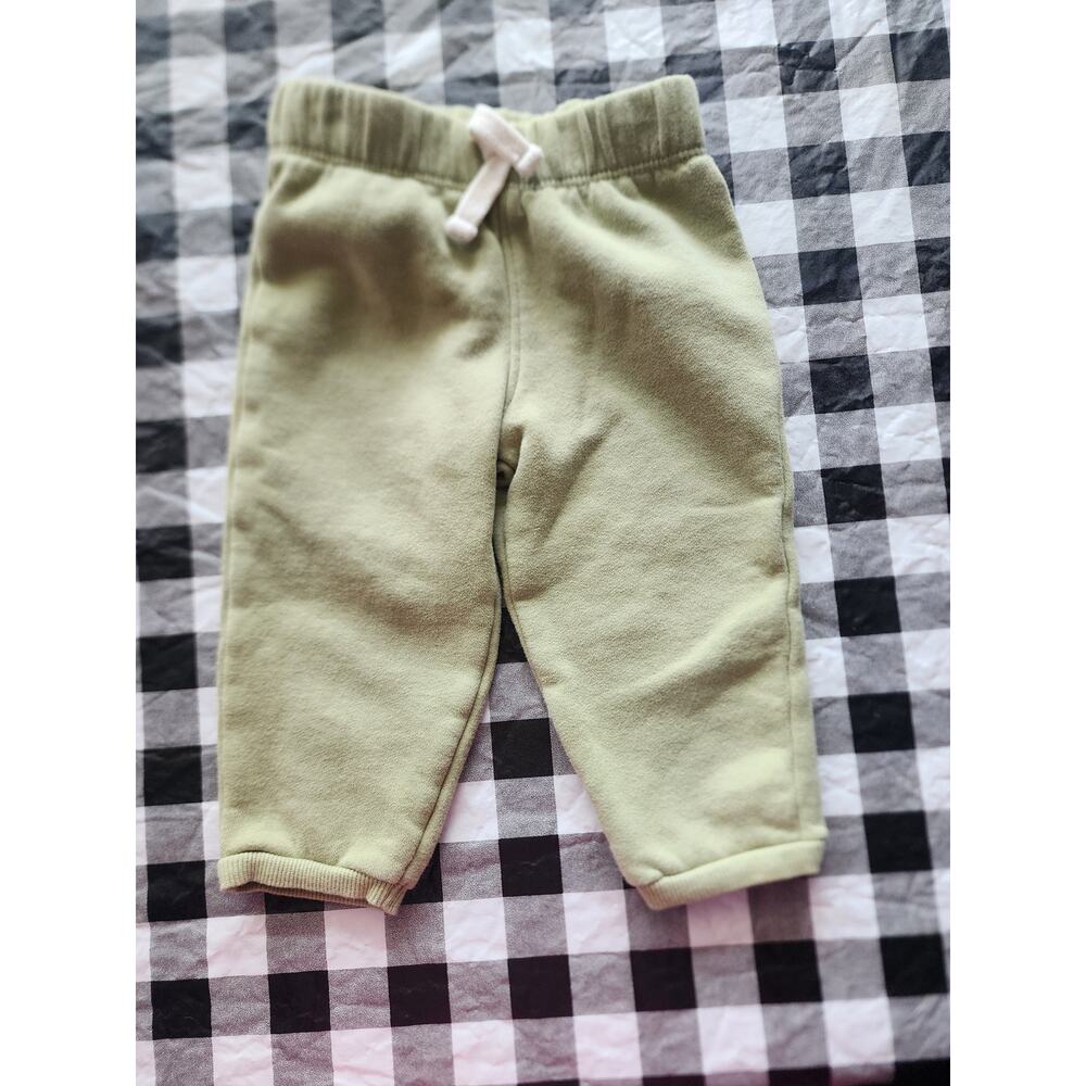 Carter's 9 month green joggers